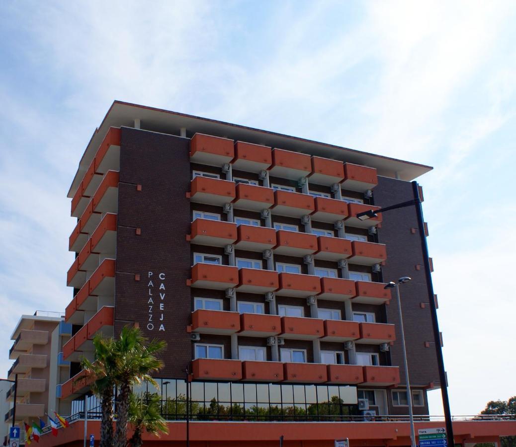 Hotel Palazzo Caveja Rímini Exterior foto